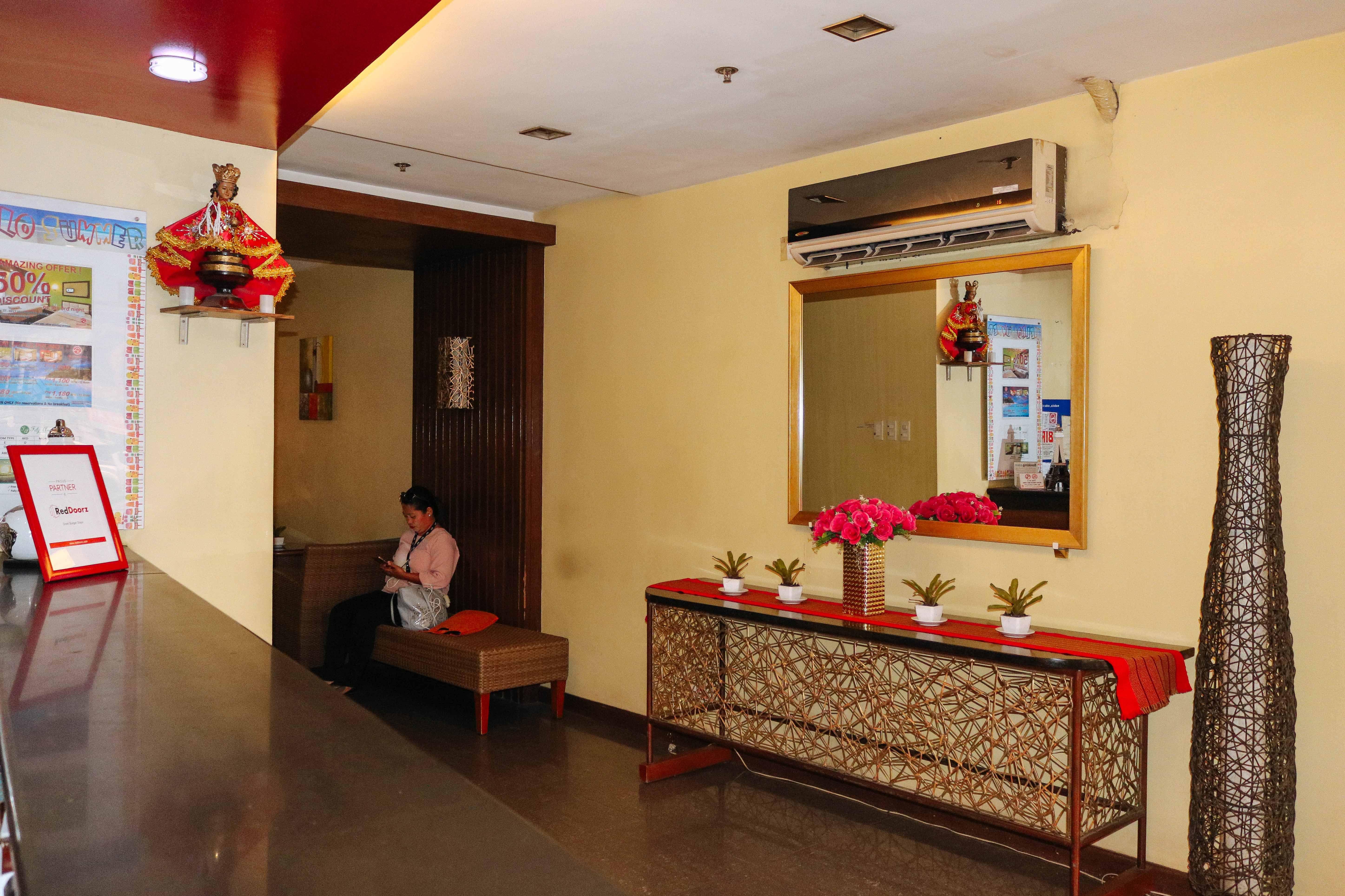 Hotel RedDoorz @ MJ Cuenco Avenue Cebu Zewnętrze zdjęcie